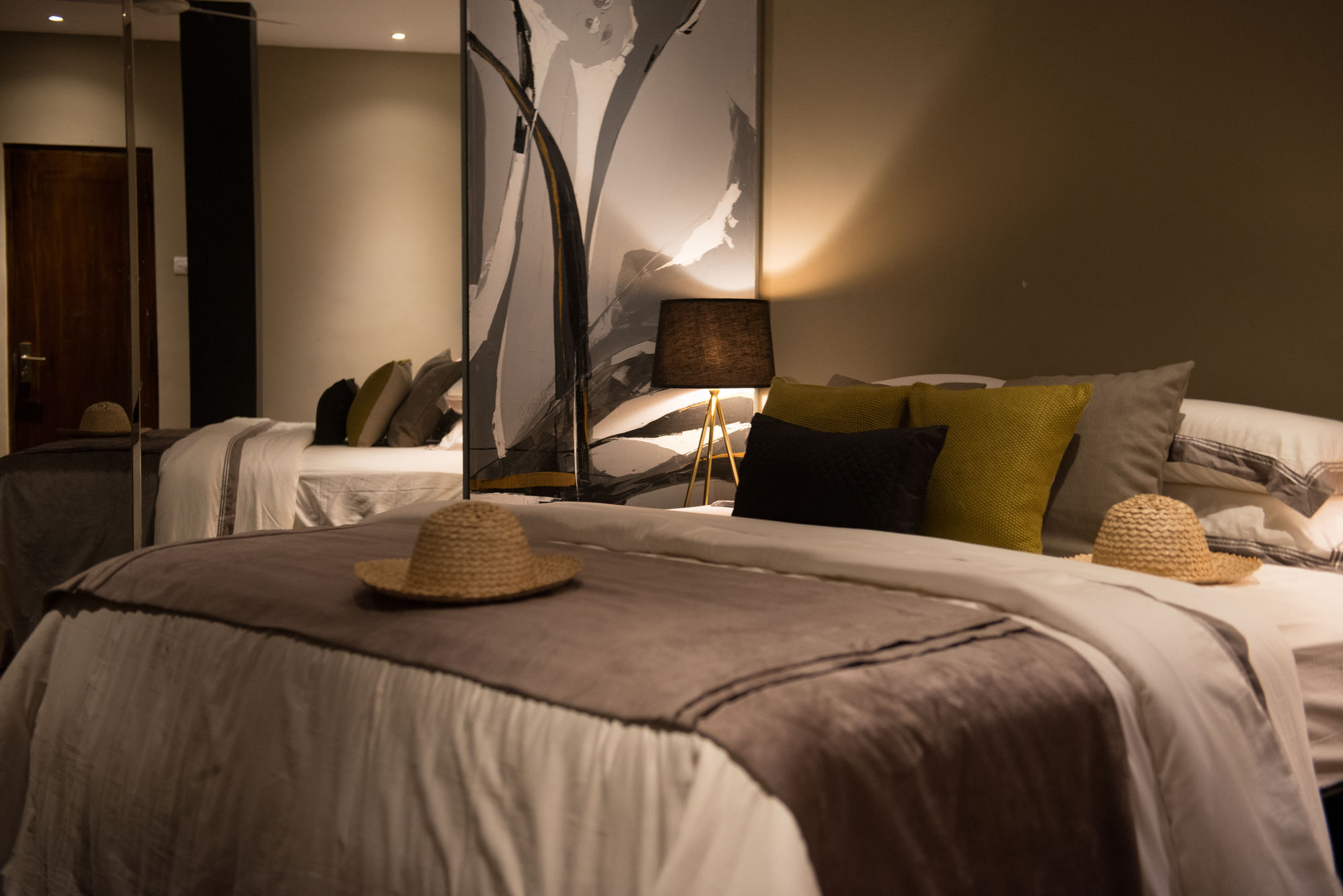 The Mangrove Hotel コロンボ エクステリア 写真